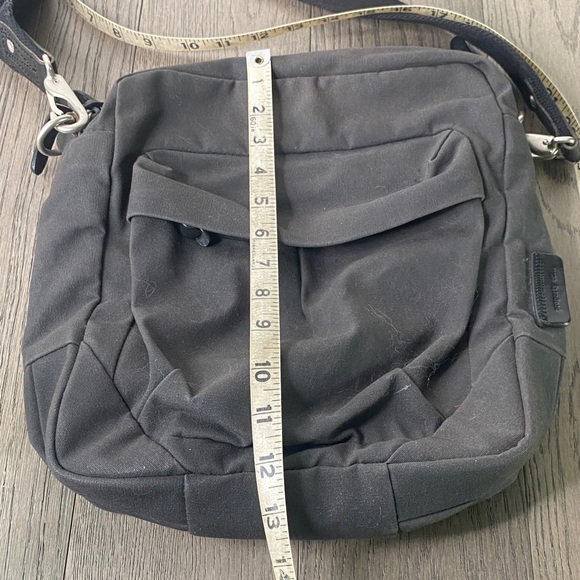 Stylish Thick Canvas Black Men's Messenger Bag With Leather Details - Picture 11 of 11